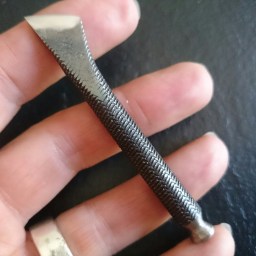 In search of the perfect pocket carving knife